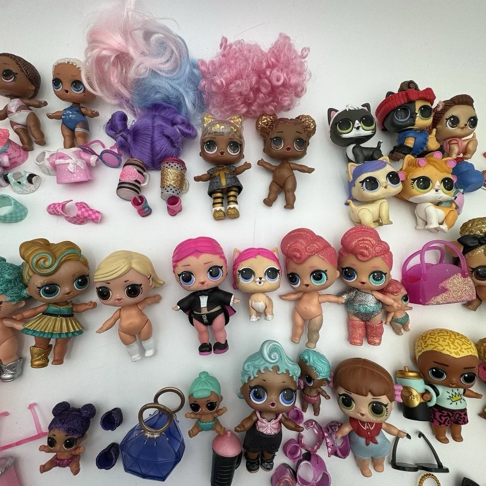 LOL Surprise Dolls Huge Lot – 2.10 lb Figures, Pets, Accessories –‎ Mixed Series